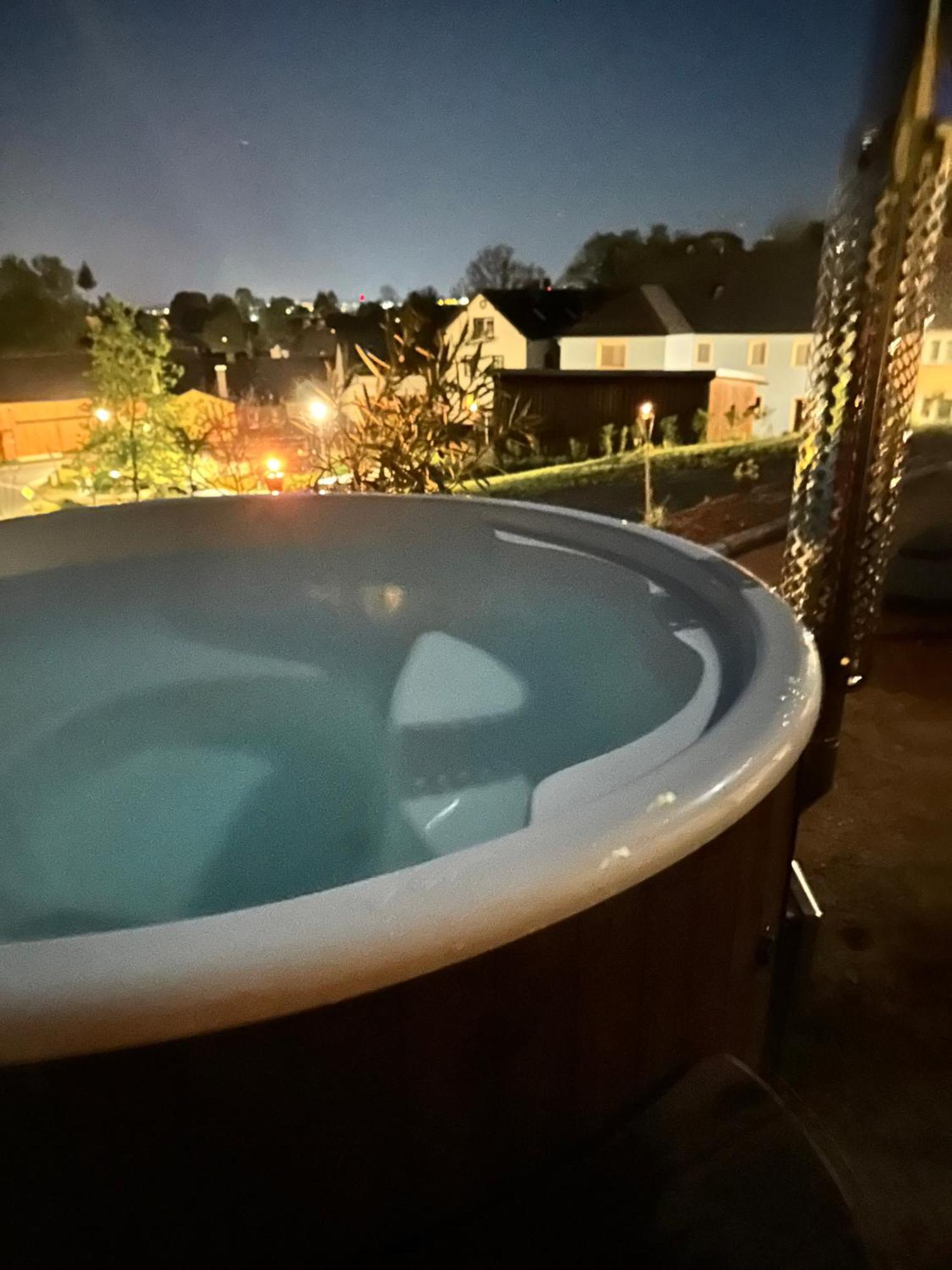 Chalet-Ferienwohnung Schlossblick, 51 Qm, Wellness/Fitness/Sauna - Bergroedelhof Feilitzsch Esterno foto